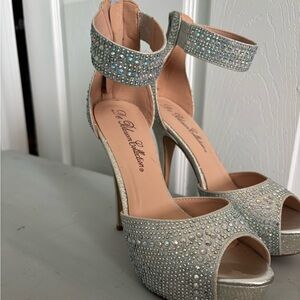 Rinestone dress heel